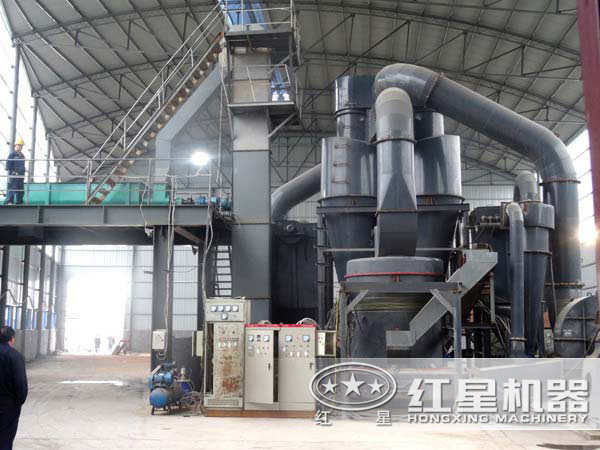 雷蒙磨粉機粉煤灰現(xiàn)場粉塵少、噪音低
