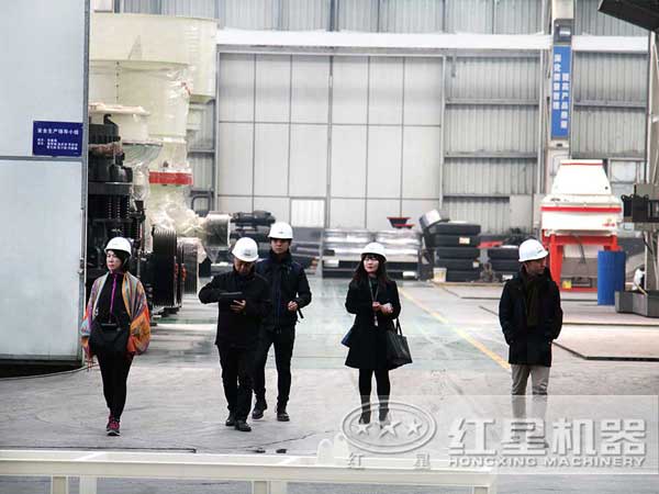 鄭州紅星機器制粉成套設(shè)備車間