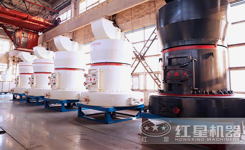 紅星石灰石磨粉機生產(chǎn)車間