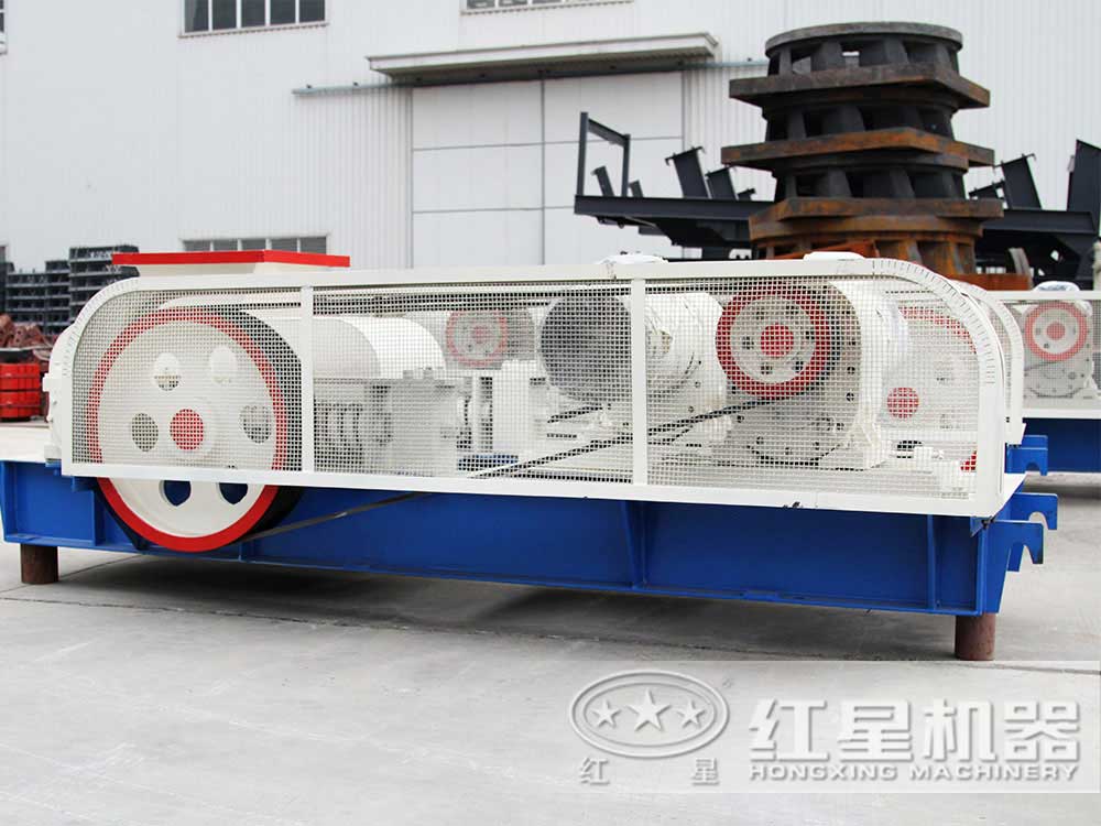 對輥式破碎機中細碎效果好