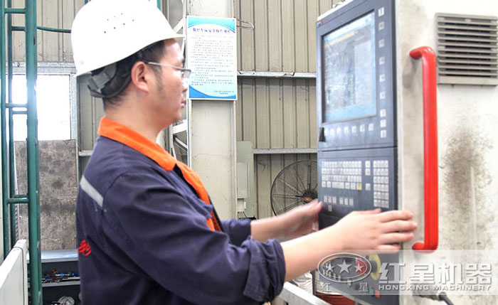 紅星錘式移動破碎機(jī)先進(jìn)控制系統(tǒng)