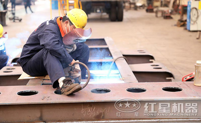 紅星機(jī)器磨粉車間作業(yè)圖